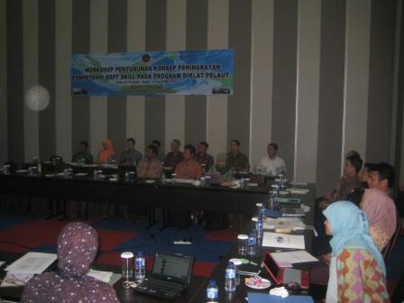 Project - Neo Self Empowerment - Pusbang Laut BPSDM Perhubungan - Para peserta menyimak